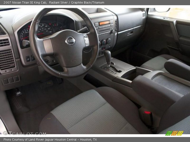 Radiant Silver / Graphite Black/Titanium 2007 Nissan Titan SE King Cab