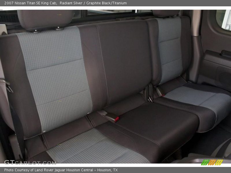 Radiant Silver / Graphite Black/Titanium 2007 Nissan Titan SE King Cab
