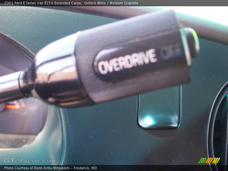 Oxford White / Medium Graphite 2001 Ford E Series Van E250 Extended Cargo