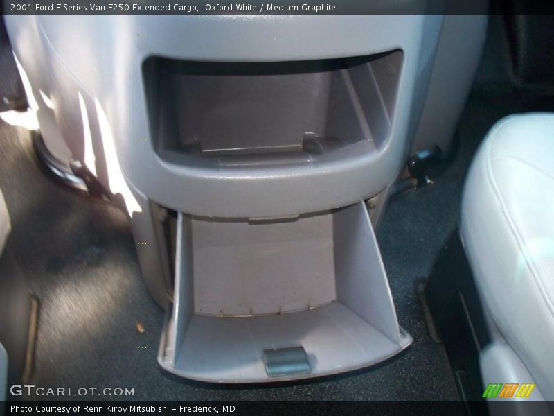 Oxford White / Medium Graphite 2001 Ford E Series Van E250 Extended Cargo