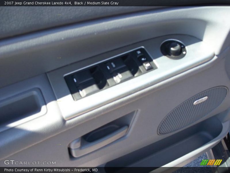 Black / Medium Slate Gray 2007 Jeep Grand Cherokee Laredo 4x4