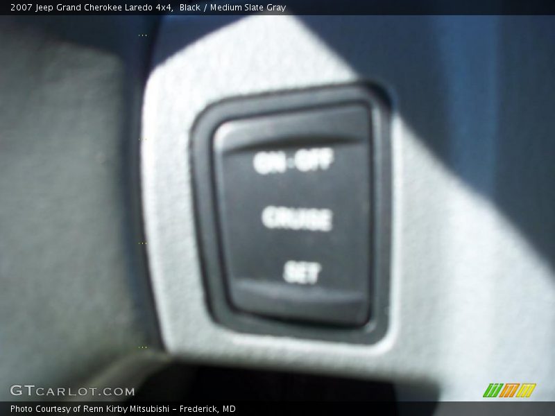 Black / Medium Slate Gray 2007 Jeep Grand Cherokee Laredo 4x4