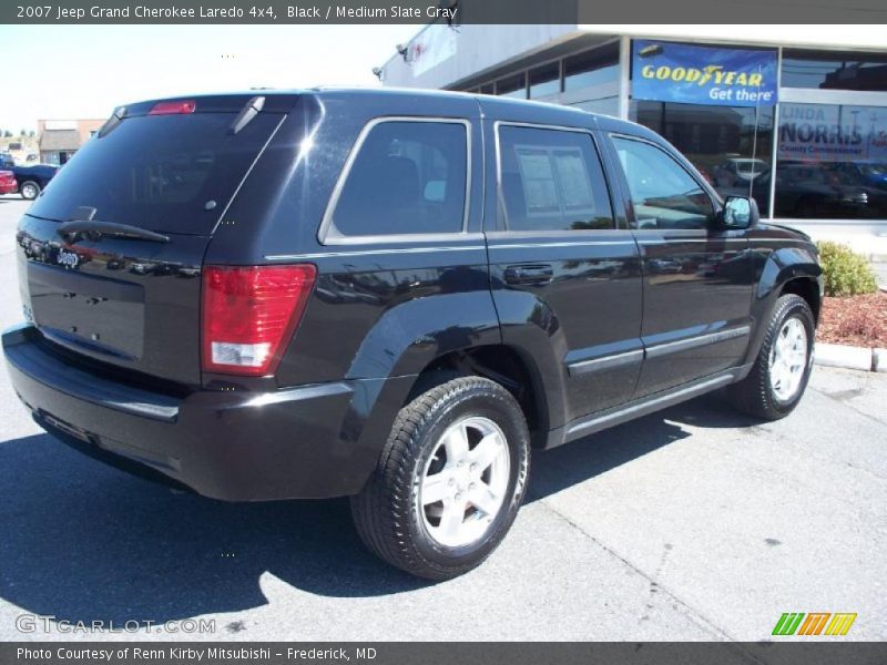 Black / Medium Slate Gray 2007 Jeep Grand Cherokee Laredo 4x4