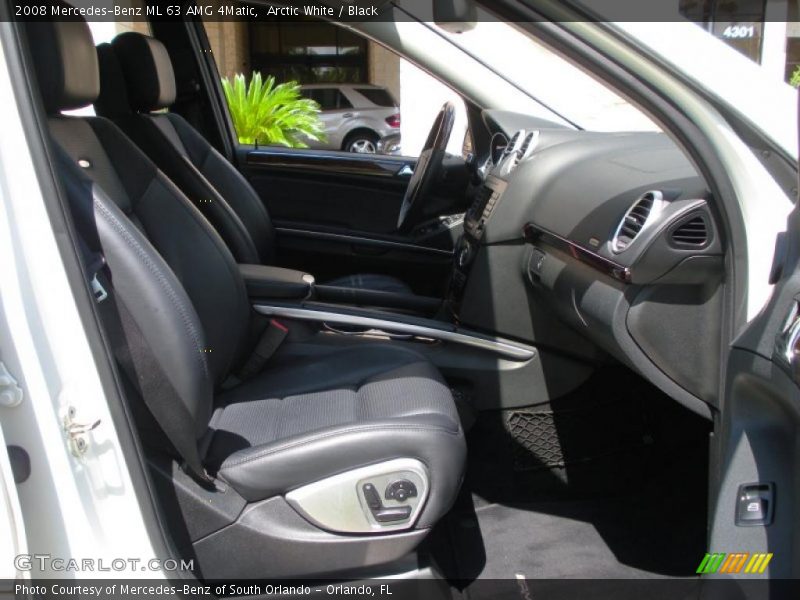 Arctic White / Black 2008 Mercedes-Benz ML 63 AMG 4Matic