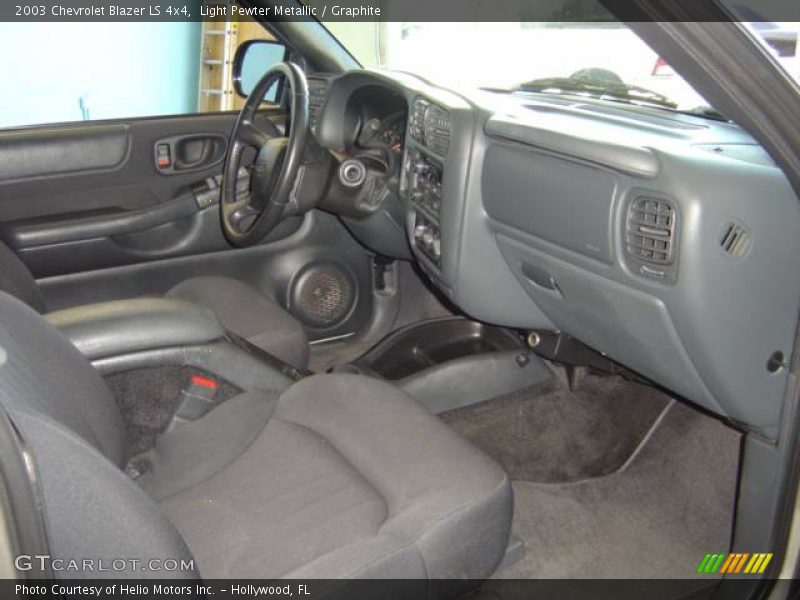 Light Pewter Metallic / Graphite 2003 Chevrolet Blazer LS 4x4