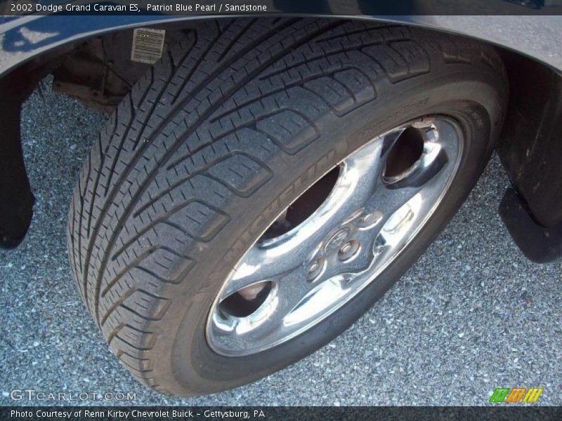 Patriot Blue Pearl / Sandstone 2002 Dodge Grand Caravan ES