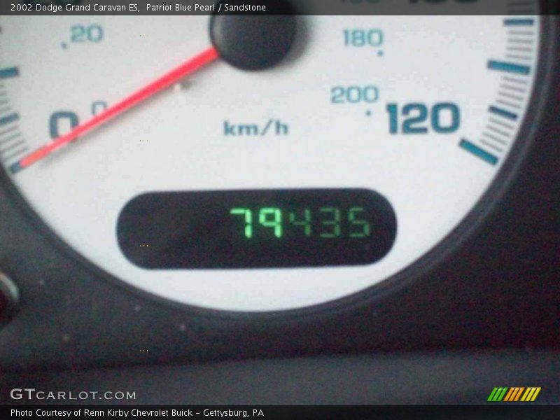 Patriot Blue Pearl / Sandstone 2002 Dodge Grand Caravan ES