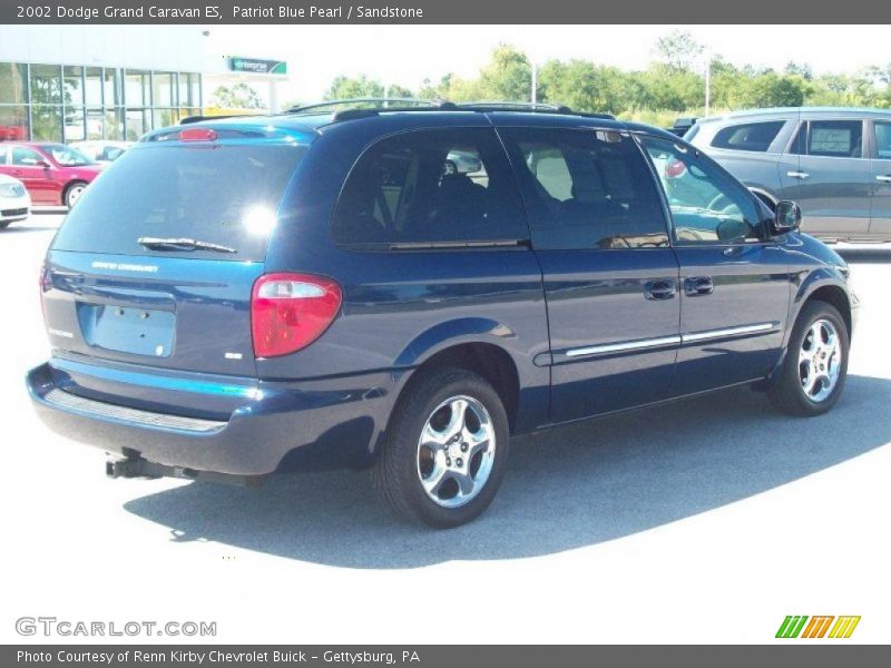 Patriot Blue Pearl / Sandstone 2002 Dodge Grand Caravan ES