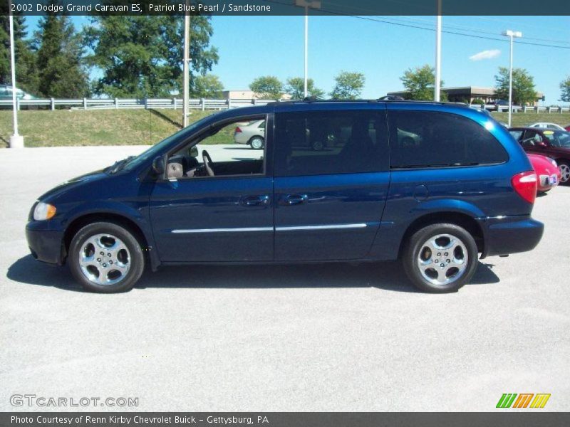 Patriot Blue Pearl / Sandstone 2002 Dodge Grand Caravan ES