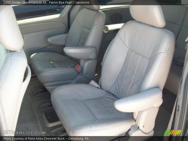 Patriot Blue Pearl / Sandstone 2002 Dodge Grand Caravan ES