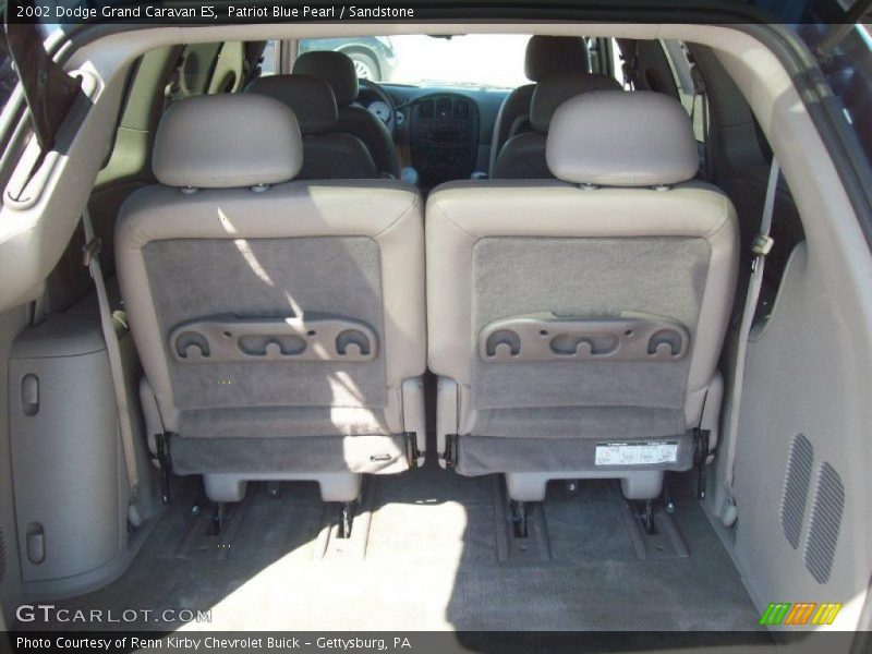 Patriot Blue Pearl / Sandstone 2002 Dodge Grand Caravan ES