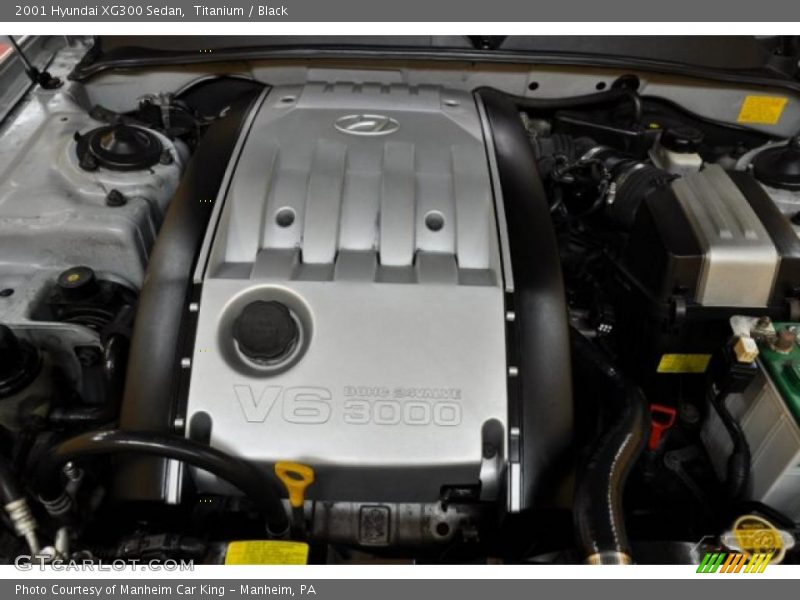 Titanium / Black 2001 Hyundai XG300 Sedan