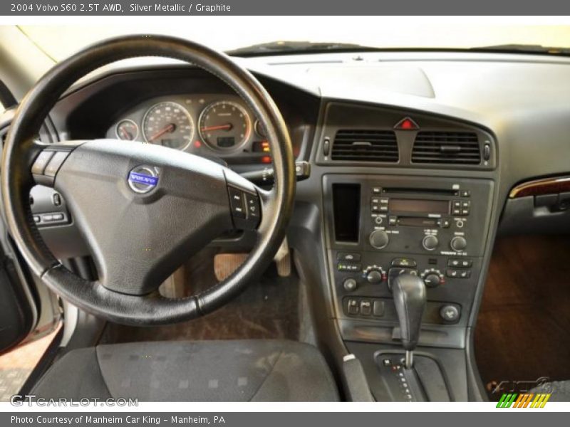Silver Metallic / Graphite 2004 Volvo S60 2.5T AWD