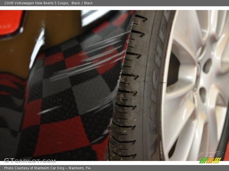 Black / Black 2008 Volkswagen New Beetle S Coupe
