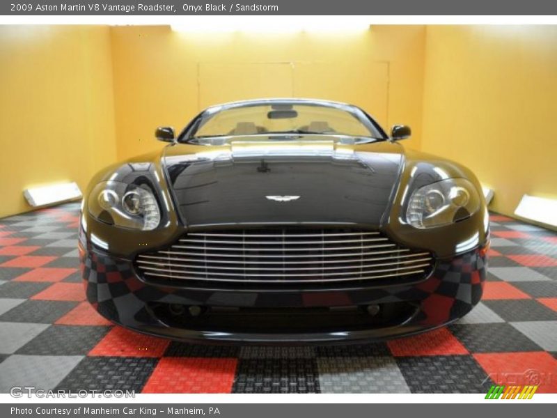 Onyx Black / Sandstorm 2009 Aston Martin V8 Vantage Roadster