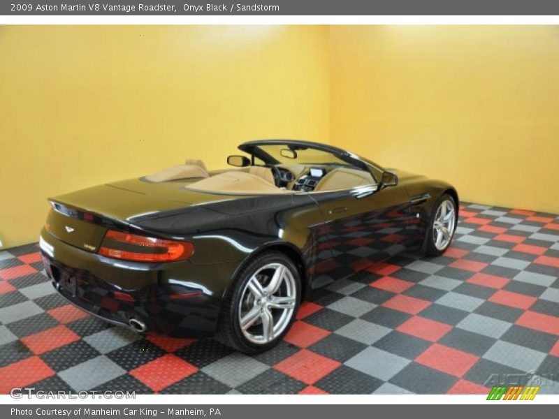 Onyx Black / Sandstorm 2009 Aston Martin V8 Vantage Roadster