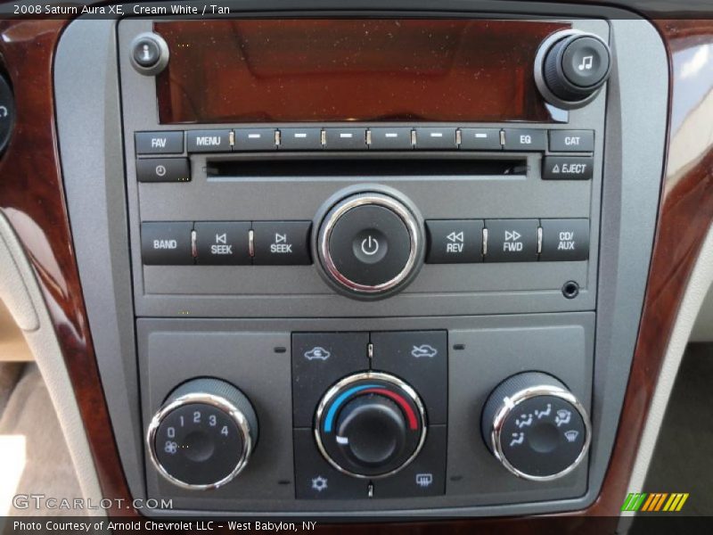 Cream White / Tan 2008 Saturn Aura XE