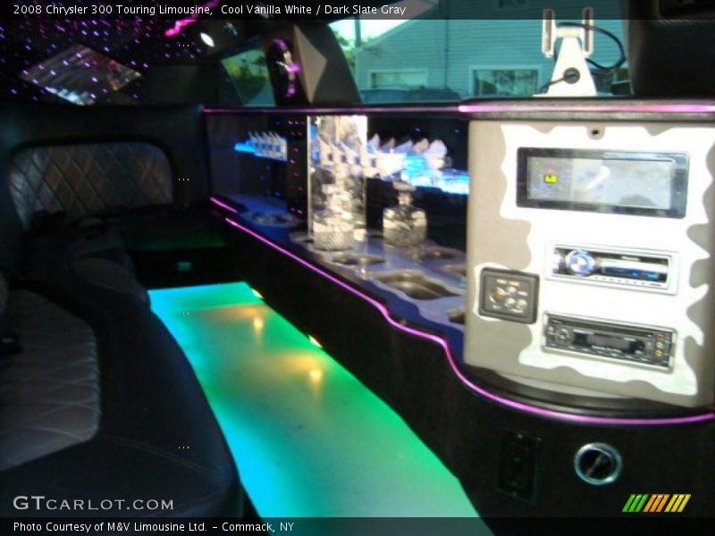Cool Vanilla White / Dark Slate Gray 2008 Chrysler 300 Touring Limousine