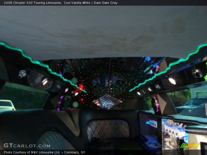 Cool Vanilla White / Dark Slate Gray 2008 Chrysler 300 Touring Limousine