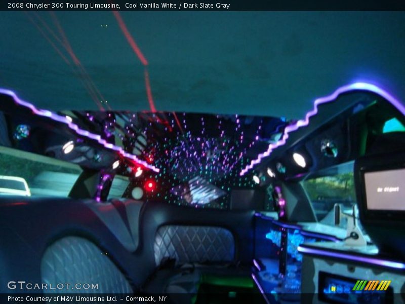 Cool Vanilla White / Dark Slate Gray 2008 Chrysler 300 Touring Limousine