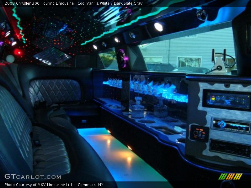 Cool Vanilla White / Dark Slate Gray 2008 Chrysler 300 Touring Limousine