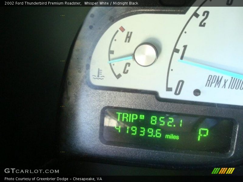 Whisper White / Midnight Black 2002 Ford Thunderbird Premium Roadster