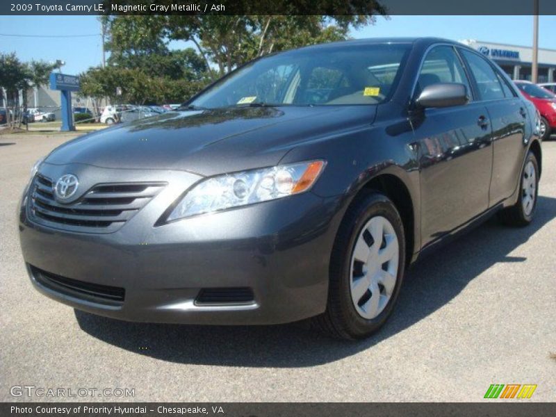 Magnetic Gray Metallic / Ash 2009 Toyota Camry LE