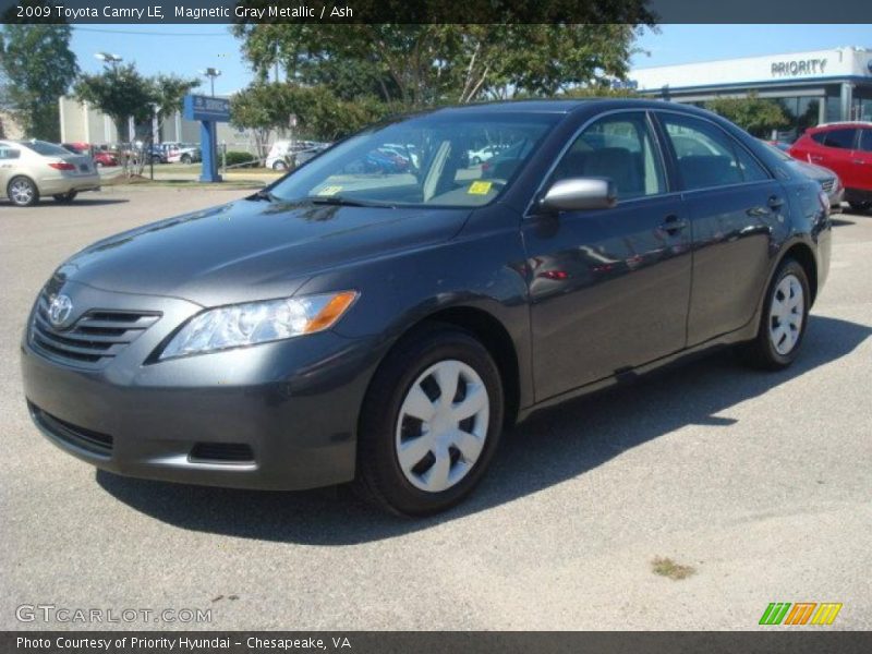 Magnetic Gray Metallic / Ash 2009 Toyota Camry LE