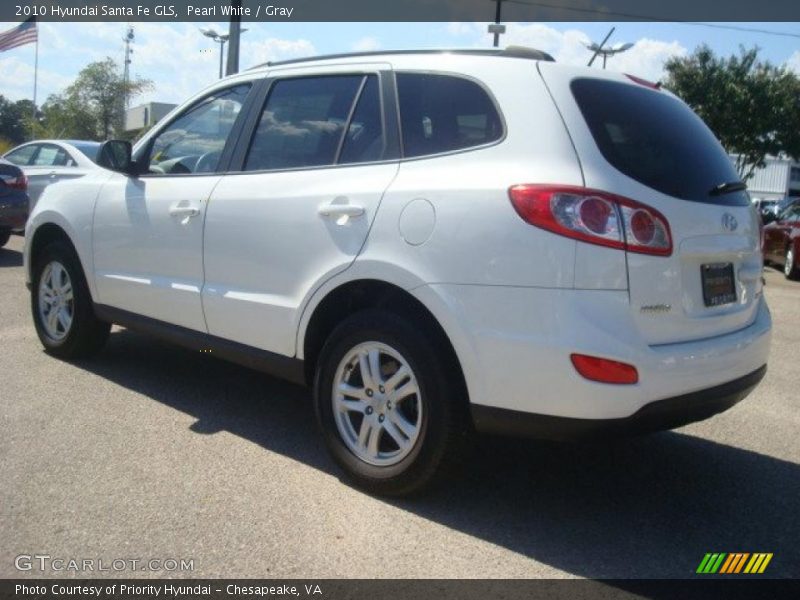 Pearl White / Gray 2010 Hyundai Santa Fe GLS