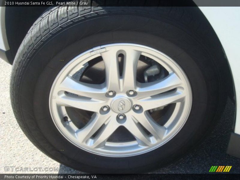 Pearl White / Gray 2010 Hyundai Santa Fe GLS