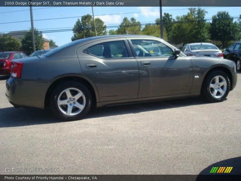 Dark Titanium Metallic / Dark Slate Gray 2009 Dodge Charger SXT