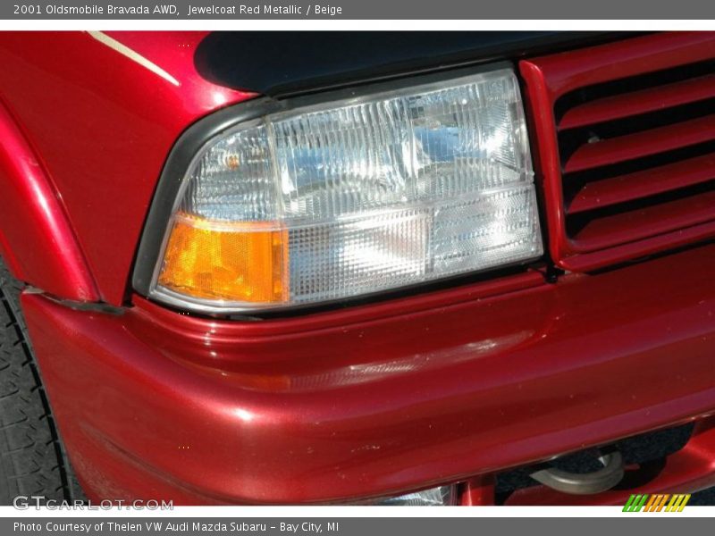 Jewelcoat Red Metallic / Beige 2001 Oldsmobile Bravada AWD