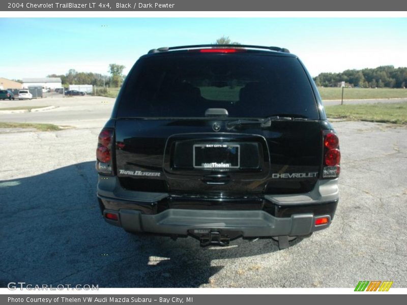 Black / Dark Pewter 2004 Chevrolet TrailBlazer LT 4x4