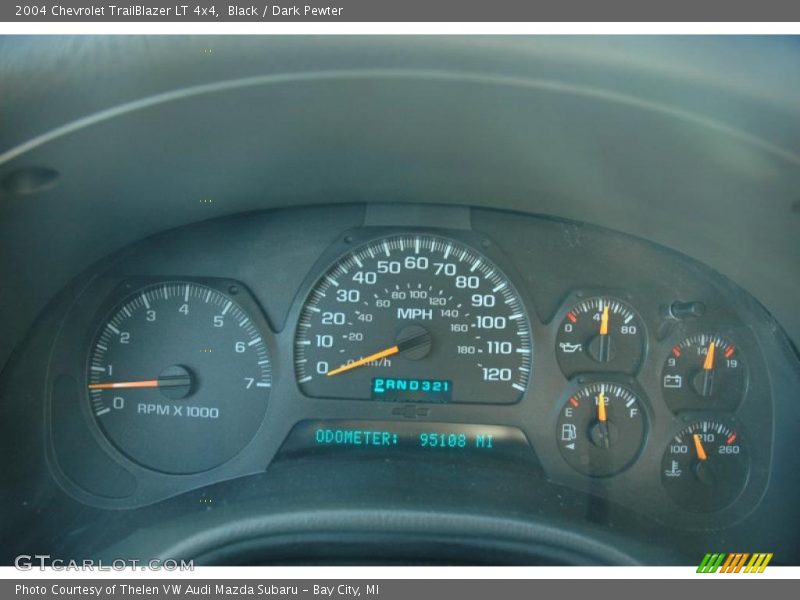 Black / Dark Pewter 2004 Chevrolet TrailBlazer LT 4x4