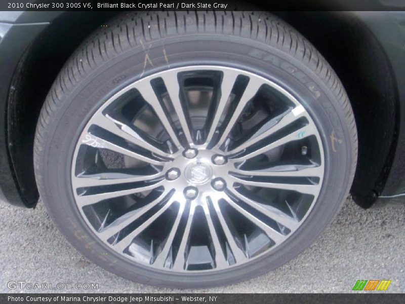 Brilliant Black Crystal Pearl / Dark Slate Gray 2010 Chrysler 300 300S V6