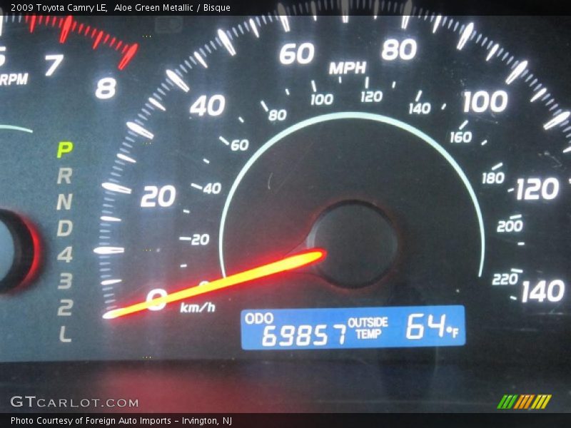 Aloe Green Metallic / Bisque 2009 Toyota Camry LE