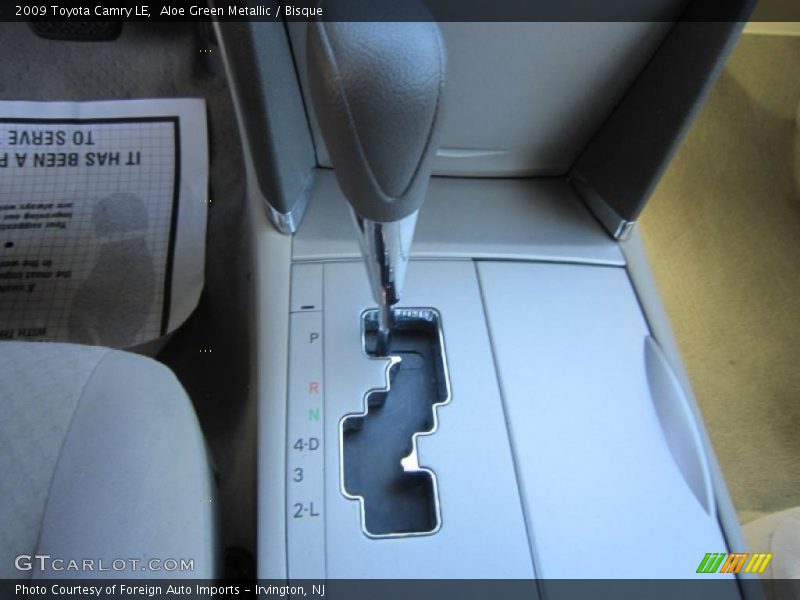 Aloe Green Metallic / Bisque 2009 Toyota Camry LE