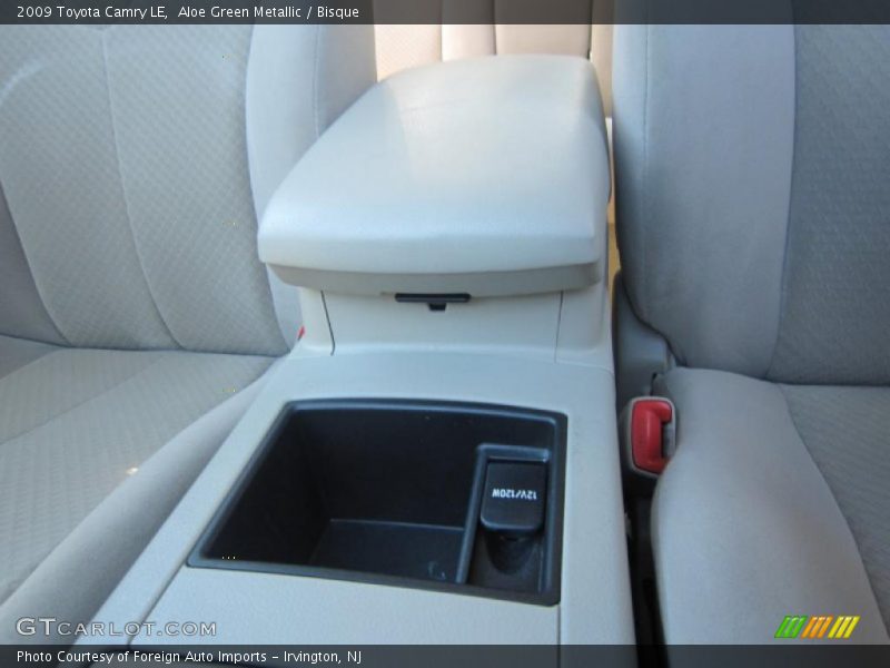 Aloe Green Metallic / Bisque 2009 Toyota Camry LE