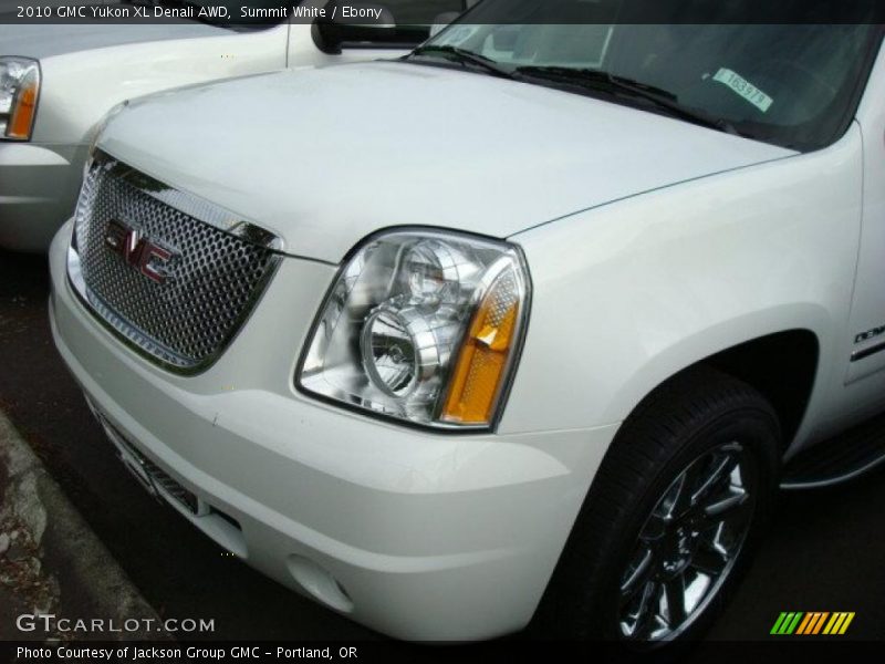 Summit White / Ebony 2010 GMC Yukon XL Denali AWD