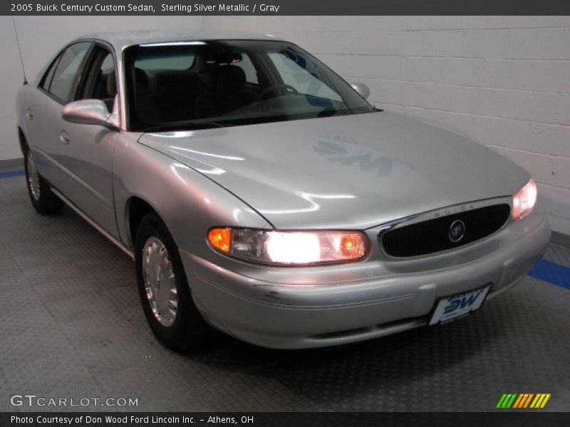 Sterling Silver Metallic / Gray 2005 Buick Century Custom Sedan