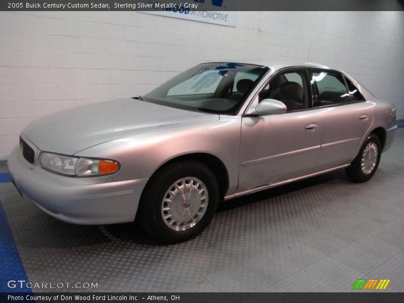 Sterling Silver Metallic / Gray 2005 Buick Century Custom Sedan