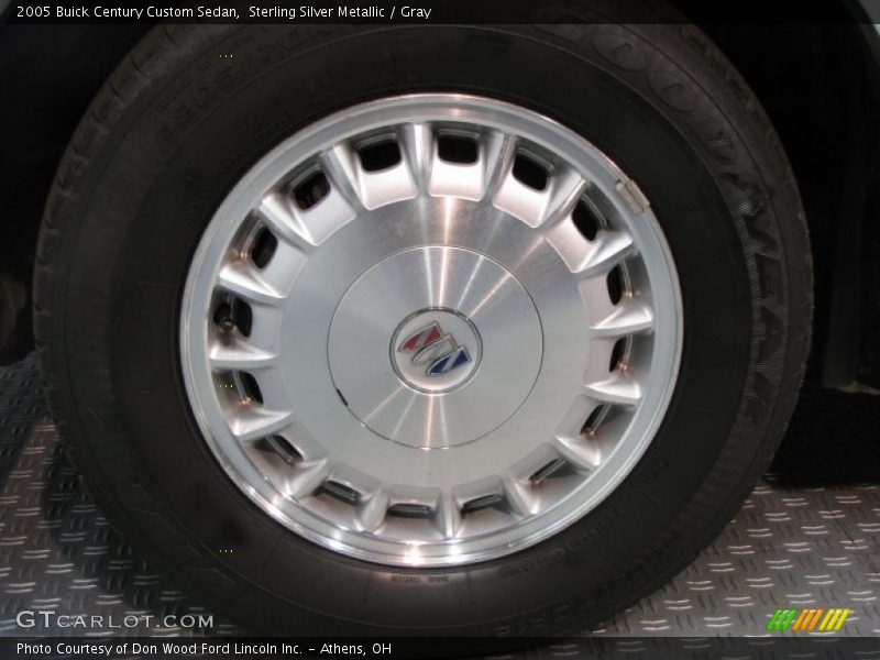 Sterling Silver Metallic / Gray 2005 Buick Century Custom Sedan