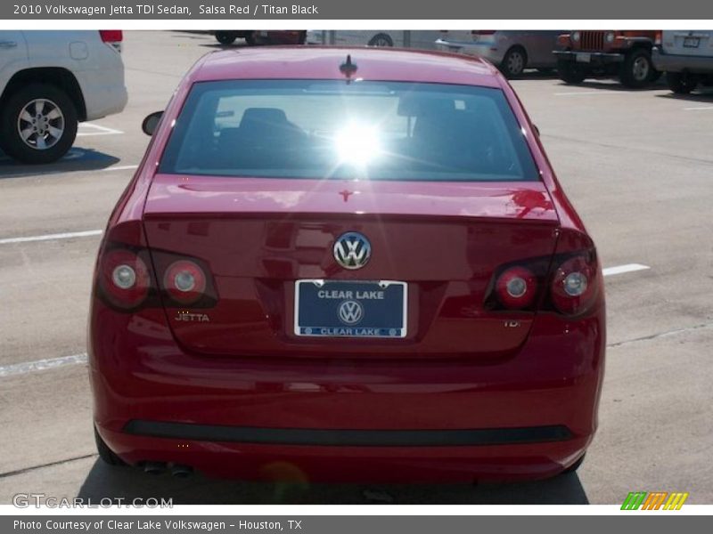 Salsa Red / Titan Black 2010 Volkswagen Jetta TDI Sedan