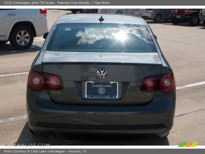 Platinum Grey Metallic / Titan Black 2010 Volkswagen Jetta TDI Sedan