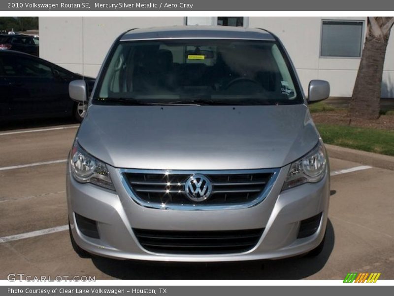 Mercury Silver Metallic / Aero Gray 2010 Volkswagen Routan SE