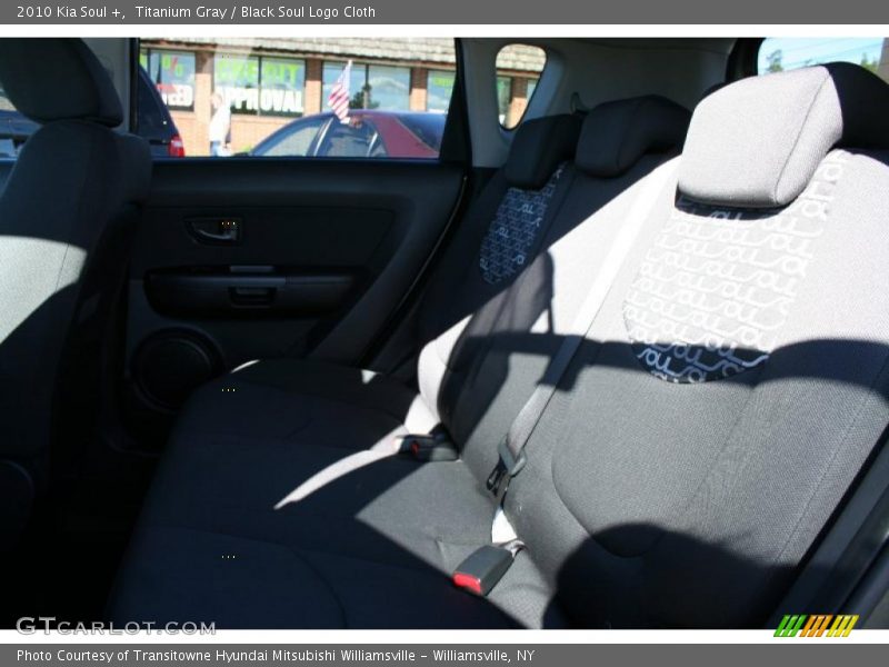 Titanium Gray / Black Soul Logo Cloth 2010 Kia Soul +