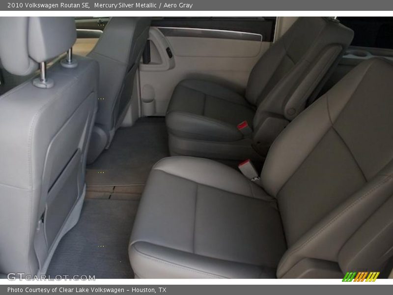 Mercury Silver Metallic / Aero Gray 2010 Volkswagen Routan SE