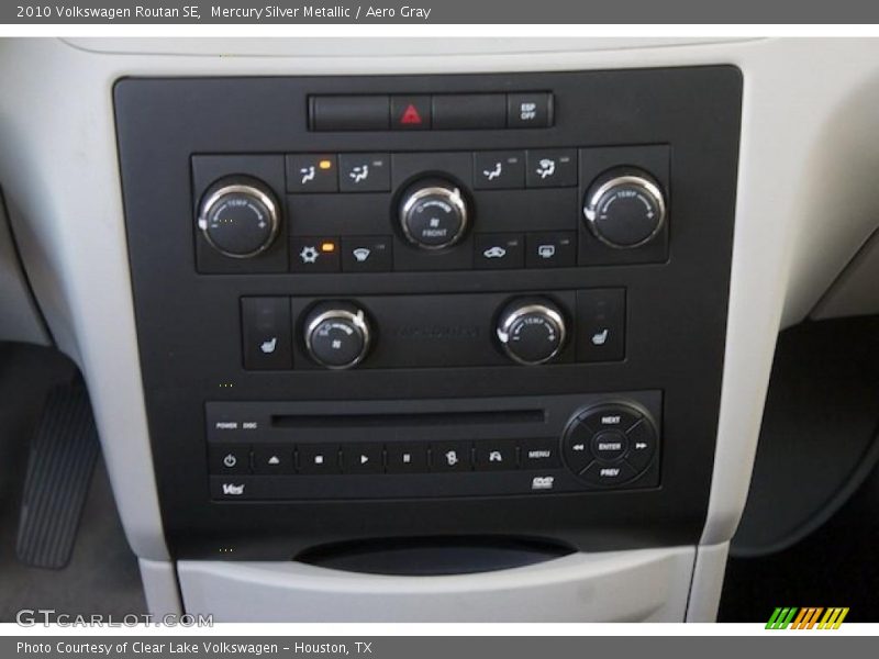 Mercury Silver Metallic / Aero Gray 2010 Volkswagen Routan SE