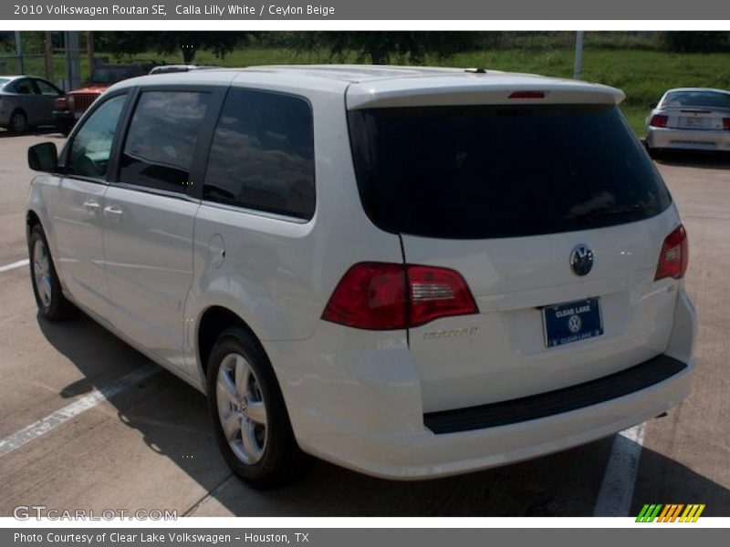 Calla Lilly White / Ceylon Beige 2010 Volkswagen Routan SE