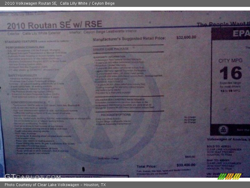 Calla Lilly White / Ceylon Beige 2010 Volkswagen Routan SE